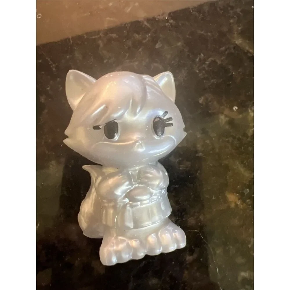 Ryan's World Silver Metallic Cat Figurine‎ Rubber Pencil Topper